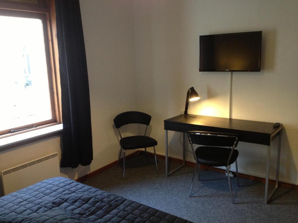 Kanns Hotel Åkirkeby Zimmer foto